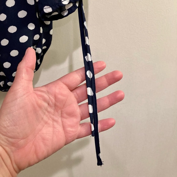 New York & Company Soho Jeans Polka Dot V-Neck Top, Size M, Navy - Picture 8 of 11